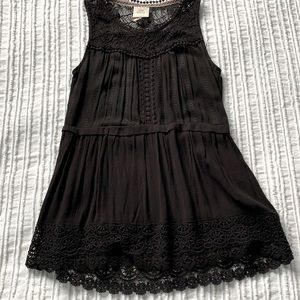 💥 Knox Rose sleeveless top